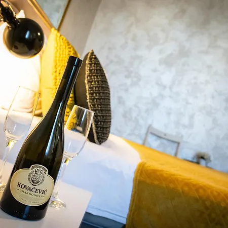 Central Square 公寓 *