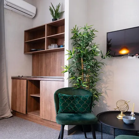 Central Square Apartmán